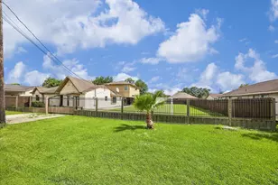 511 Avenue I, South Houston, TX 77587 - Photo 1