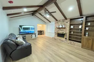 903 Carnation St, Katy, TX 77493 - Photo 9