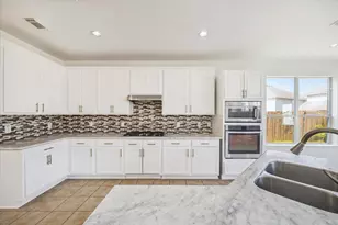 17930 Village Branch Ln, Richmond, TX 77407 - Photo 11