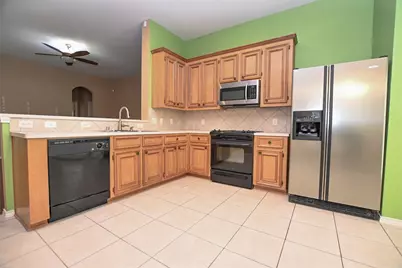 2123 Castle Gardens Lane, Katy, TX 77449 - Photo 11
