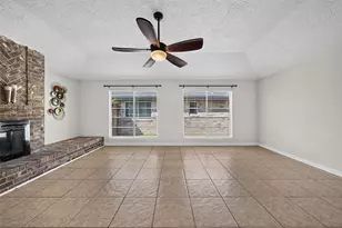 707 Shenandoah Dr, Richmond, TX 77469 - Photo 9
