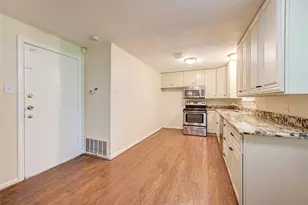 5730 Southminster Dr, Houston, TX 77035 - Photo 19