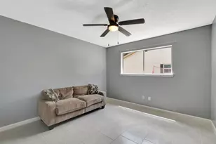 11514 Sagewillow Ln, Houston, TX 77089 - Photo 17