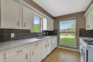 11514 Sagewillow Ln, Houston, TX 77089 - Photo 9