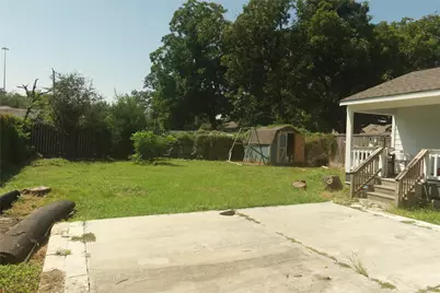 1406 E 33rd Street, Houston, TX 77022 - Photo 11