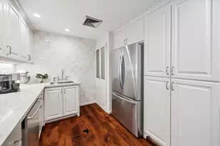 5050 Woodway Dr, Houston, TX 77056 - Photo 13