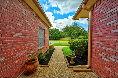 7407 Creekfield Drive, Spring, TX 77379 - Photo 47