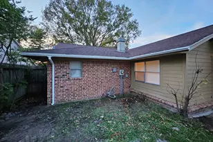 7410 Pierrepont Dr, Houston, TX 77040 - Photo 7