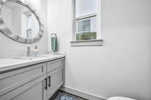 1205 E 28th St, Houston, TX 77009 - Photo 5