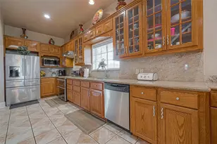 1241 Terrazas Ln, Sealy, TX 77474 - Photo 11