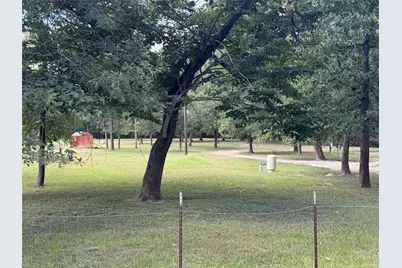 48 Hall Drive N, Montgomery, TX 77316 - Photo 1