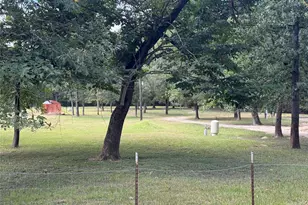 48 Hall Dr N, Montgomery, TX 77316 - Photo 1