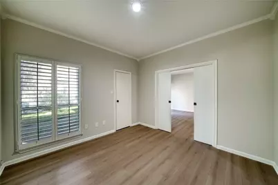 11711 Memorial Drive #573, Houston, TX 77024 - Photo 9