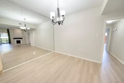 11711 Memorial Drive #573, Houston, TX 77024 - Photo 5
