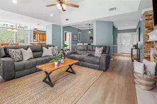 9217 Timber Knoll Dr, College Station, TX 77845 - Photo 7