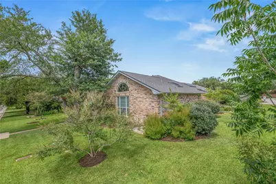 9217 Timber Knoll Drive, College Station, TX 77845 - Photo 37