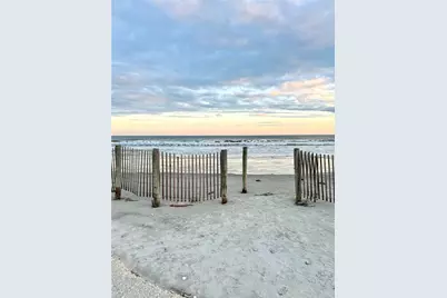 12508 E Buena Vista Drive, Galveston, TX 77554 - Photo 33