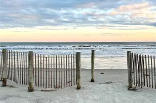 12508 E Buena Vista Dr, Galveston, TX 77554 - Photo 33