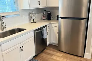 12508 E Buena Vista Dr, Galveston, TX 77554 - Photo 23