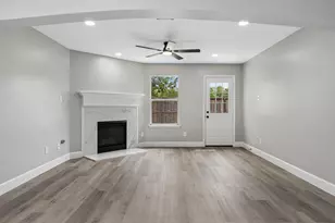14735 Mesa Village Dr, Houston, TX 77053 - Photo 9