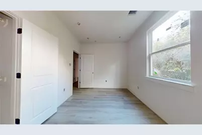 2033 Oak Forest Drive, Houston, TX 77018 - Photo 15