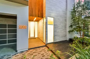2302 Persa St, Houston, TX 77019 - Photo 39