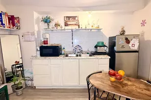 1213 Boswell St, Houston, TX 77009 - Photo 9