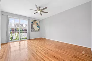 2216 Chenevert St, Houston, TX 77003 - Photo 11