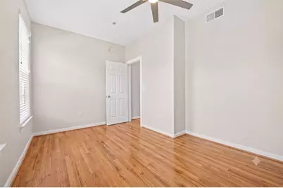 2216 Chenevert Street #7, Houston, TX 77003 - Photo 15
