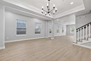 1128 E 24th St, Houston, TX 77009 - Photo 3