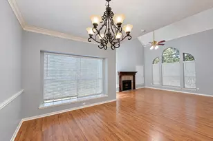 6927 Springcrest Ct, Sugar Land, TX 77479 - Photo 13