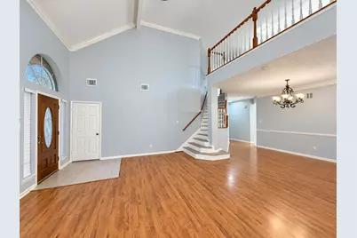 6927 Springcrest Court, Sugar Land, TX 77479 - Photo 9