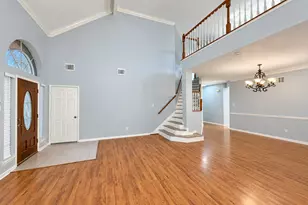 6927 Springcrest Ct, Sugar Land, TX 77479 - Photo 9