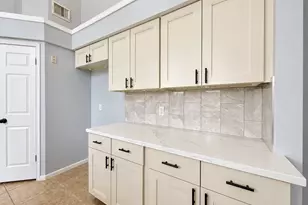 6927 Springcrest Ct, Sugar Land, TX 77479 - Photo 17