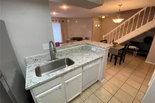 10615 N Briar Forest Dr W, Houston, TX 77042 - Photo 9