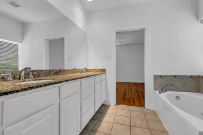 4509 Eigel Street #B, Houston, TX 77007 - Photo 25