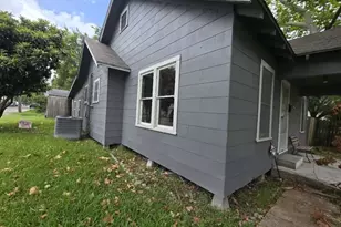600 E Fayle St, Baytown, TX 77520 - Photo 21