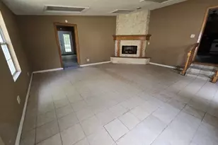 600 E Fayle St, Baytown, TX 77520 - Photo 3
