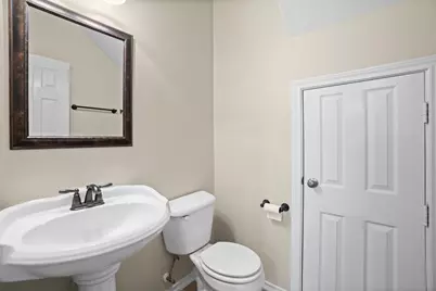 15 Blue Creek Place, The Woodlands, TX 77382 - Photo 7
