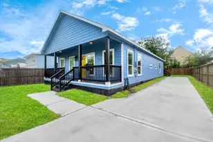 3308 Castor St, Houston, TX 77022 - Photo 3