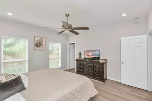 3308 Castor St, Houston, TX 77022 - Photo 39