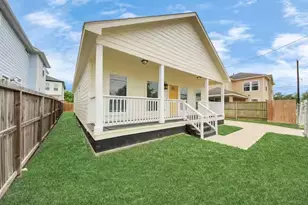 3308 Castor St, Houston, TX 77022 - Photo 3