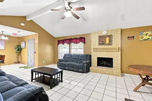 6511 Marisol Dr, Houston, TX 77083 - Photo 5