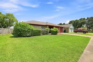 6511 Marisol Dr, Houston, TX 77083 - Photo 3