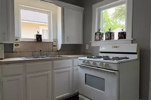 1418 Yale St, Houston, TX 77008 - Photo 17
