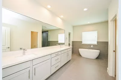 1106 Fuschia Road, Houston, TX 77055 - Photo 15