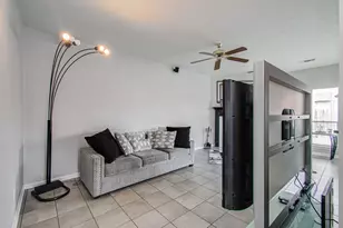 3043 W Hampton Dr, Houston, TX 77082 - Photo 21