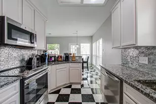 3043 W Hampton Dr, Houston, TX 77082 - Photo 15
