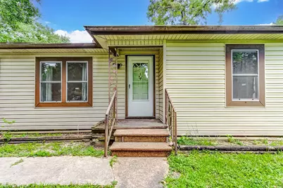 126 Margie Lane, Houston, TX 77037 - Photo 5