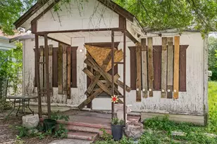904 S San Joaquin Ave, San Antonio, TX 78237 - Photo 7